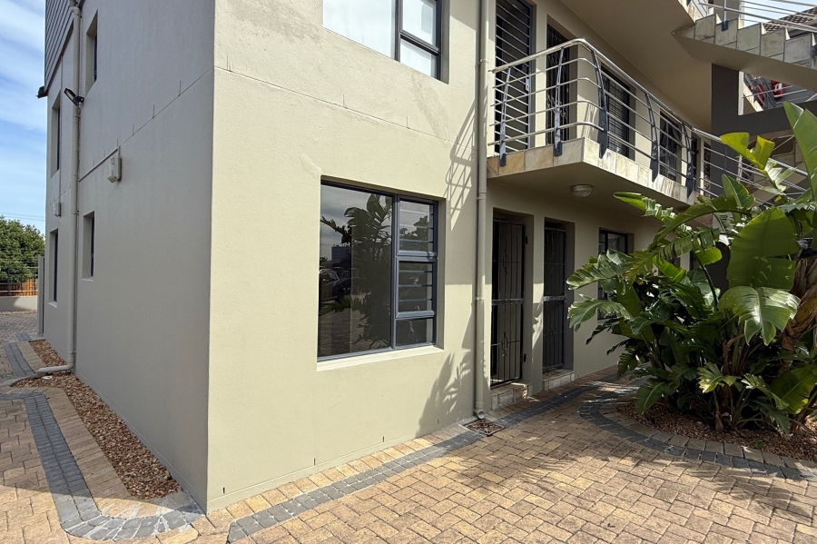 1 Bedroom Property for Sale in Waves Edge Western Cape